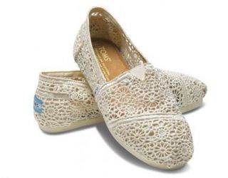 Brand New Crochet Toms Natural Size 5 5 Fits Like A 6