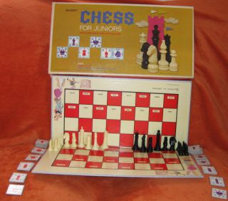 1965 Vintage Selright Chess For Juniors Complete Set of Game Board and