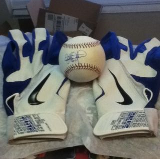 Elvis Andrus Game Used Batting Gloves and Signed OML Ball Auto