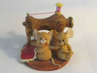 Bears & Friends Collection Mice sewing machine Polystone Resin Thread