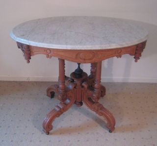 Victorian Walnut 34x24Oval Marble Top Parlor Table Ornate