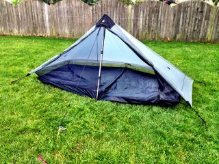 Six Moons Lunar Solo 2012 Ultralight 23 oz Backpacking Tent