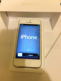 Apple iPhone 5 Latest Model 16GB White Silver Factory Unlocked at T