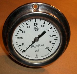 McDaniel Controls Pressure Gauge 0 200 PSI New