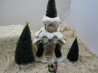 Dept 56 Time to Celebrate MERRYVILLE Christmas Church Lighted House