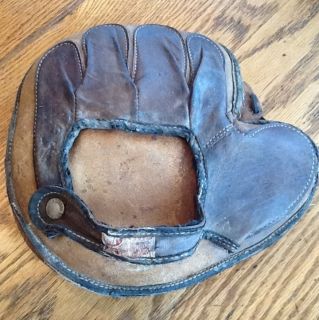 Vintage Early Leather Victor Wright Ditson Baseball Glove Mitt