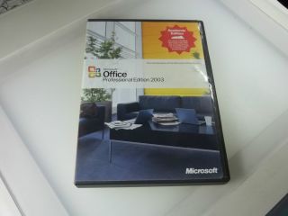 Microsoft Office Professional Edition 2003 / Academic Edition With