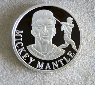 Silver Mickey Mantle Baseball Hot Stars 1 Troy Ounce 999 Fine Round
