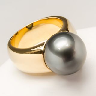 Mikimoto Black Sea Pearl Ladies Ring Solid 18K Gold Fine Estate