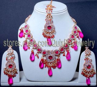 Ethnic Jewelry Little Charm Necklace Magenta   Necklace + Headpiece
