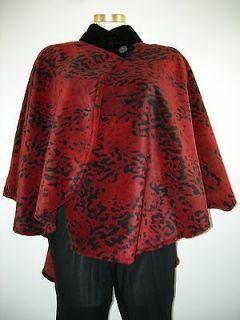 LEE ANDERSEN Kitty Claus Cape w/ Sleeves and Quilted Velvet Collar