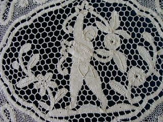 MAGNIF 20pc Antique FIGURAL Renaissance Lace Placemats Napkins Rare
