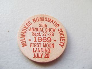 1969 MOON LANDING MILWAUKEE NUMISMATIC SOCIETY 35th SHOW WOODEN