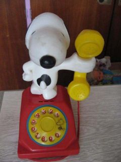 OLD TELEPHONE TOY SNOOPY PEANUTS rare old edition