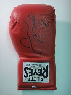 FLOYD MAYWEATHER JR. PSA/DNA SIGNED REYES 10 OUNCE BOXING GLOVE WITH