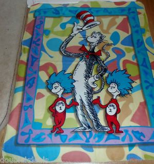 DR SUESS THE CAT IN THE HAT   MOVIE MERCHANDISE   PLUSH BLANKET WITH
