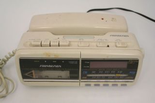 VTG Soundesign AM/FM Clock Radio Cassette Player Telephone All In ONE