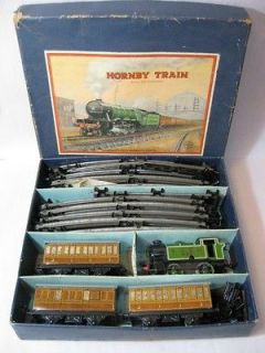 HORNBY TRAIN SET VINTAGE MECCANO VERY COLLECTIBLE