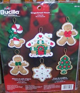 Bucilla GINGERBREAD HOUSE Felt Ornaments Kit RARE (6 Set) Completely