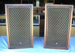 SP 100 3 way speaker system CLASSIC SANSUI SOUND IN MID SIZE CABINET