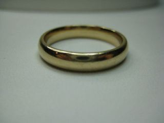 Men Women Gold Wedding Engagement Anniversary Bands Titanium Rings 4mm