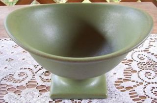 Hyalyn Mid Century Modern Planter Matte Green Hickory NC Pottery