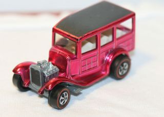 1969 Hot Wheels Red Line Vintage Classic 31 Ford Woody USA Pink