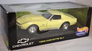 Hot Wheels Collectibles 1969 Chevy Corvette ZL1 Stingray YELLOW Car 69