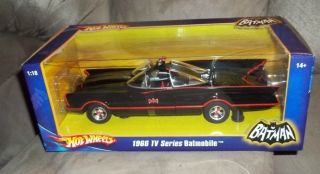 18 Hot Wheels Batmobile 1966 Batman TV Series