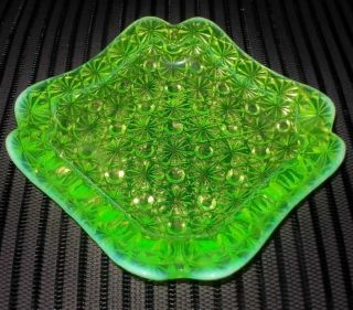 Old LEMON Canary VASELINE Opalescent RIM Glass DISH ASHTRAY Glows in