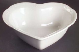 Pfaltzgraff Filigree  8 Inch Heart Shaped Bowl, Fine China Dinnerware   Stonewar