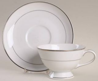 Crown Royal Fountainebleau Footed Cup & Saucer Set, Fine China Dinnerware   Plat