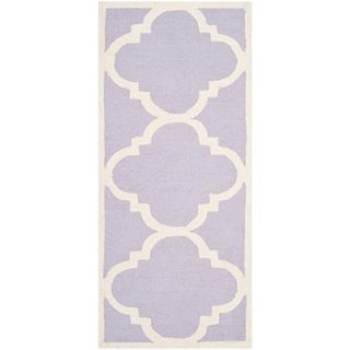 Safavieh Handmade Moroccan Cambridge Lavender/ Ivory Wool Rug (26 X 10)