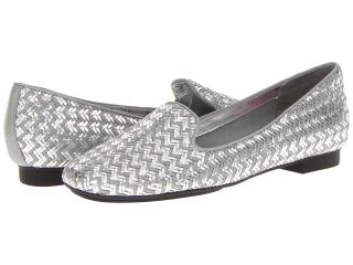 Isaac Mizrahi New York Kailyn 2 Womens Slip on Shoes (Gray)