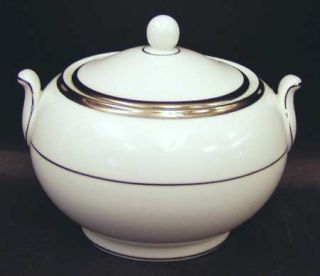 Wedgwood Carlyn 146 Shape Sugar Bowl & Lid, Fine China Dinnerware   White, Plati