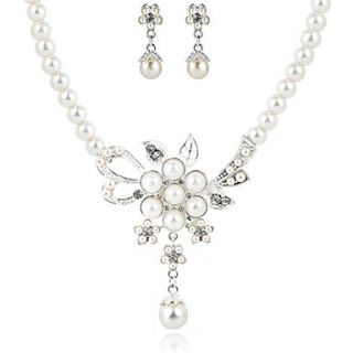 Beautiful Clear Crystals And Imitation Pearls Wedding Jewelry Set,Including Necklace And Earrings