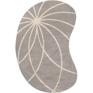 Hand tufted Wanganui Cement Floral Wool Rug (8 X 10 Kidney)