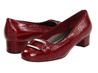 Trotters Doris Signature Womens Slip on Shoes (Mahogany)