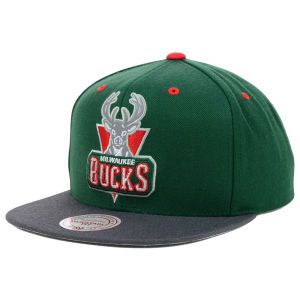 Milwaukee Bucks Mitchell and Ness NBA XL Reflective 2 Tone Snapback Hat