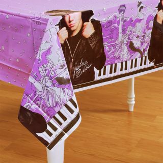 Justin Bieber Plastic Tablecover